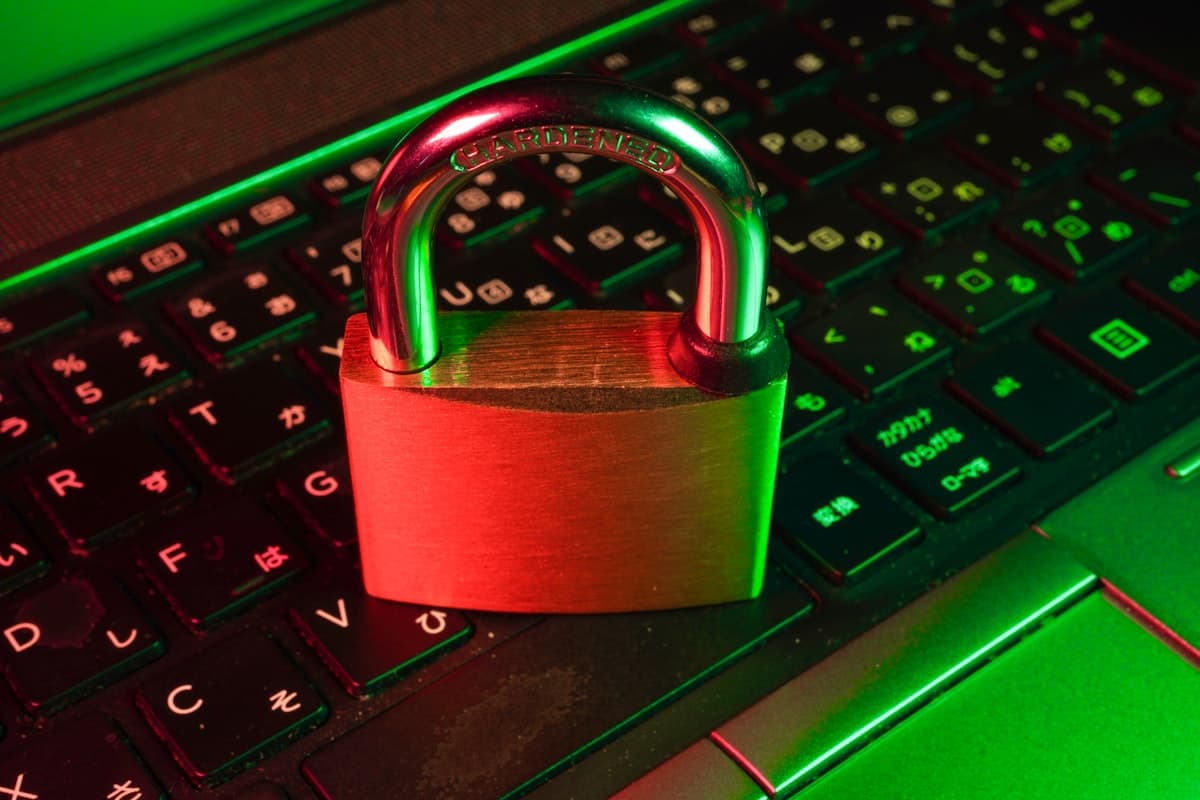 Your Phone Is Still A Tracking Device. The New Privacy Bill Does Not Change That.