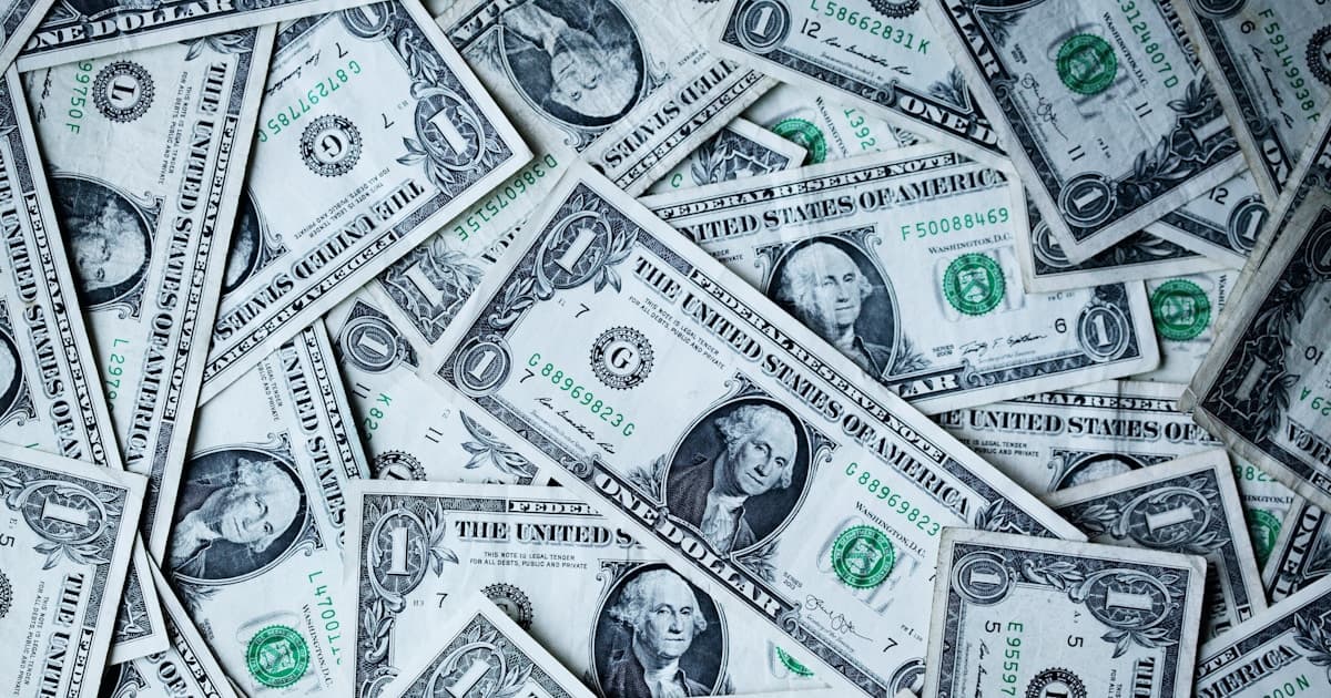 The Quiet Rise of the Trades: Blue Collar Is the New Smart Money