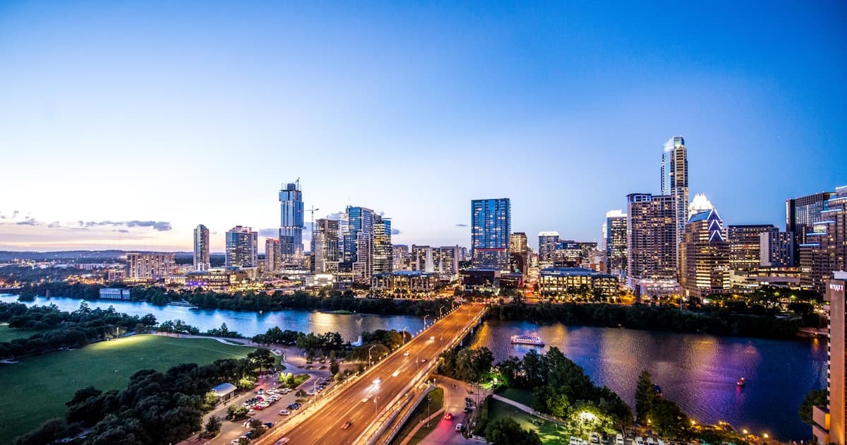 Texas Is Voting Tomorrow and the Establishment Is Sweating